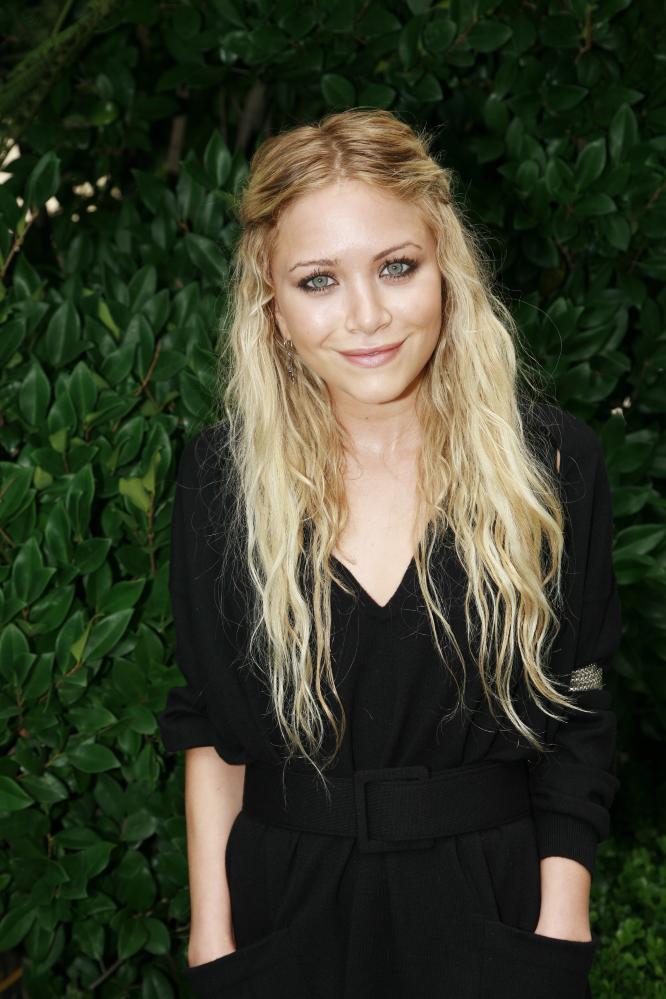 Mary Kate Olsen is allegedly pregnant Sources that should be my 1st